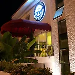 Yacht Boheme Hotel-boutique Class - Adults Only מלון