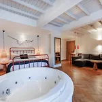 Yacht Boheme Hotel-boutique Class - Adults Only Hotel