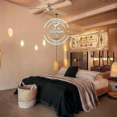 Otel Yacht Boheme Hotel-boutique Class - Adults Only