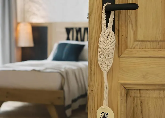 Yacht Boheme Hotel-boutique Class - Adults Only Hotel