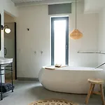 Yacht Boheme Hotel-boutique Class - Adults Only