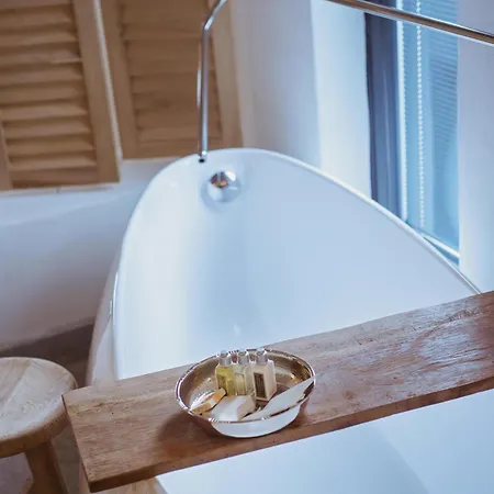 Yacht Boheme Hotel-boutique Class - Adults Only 酒店 3*